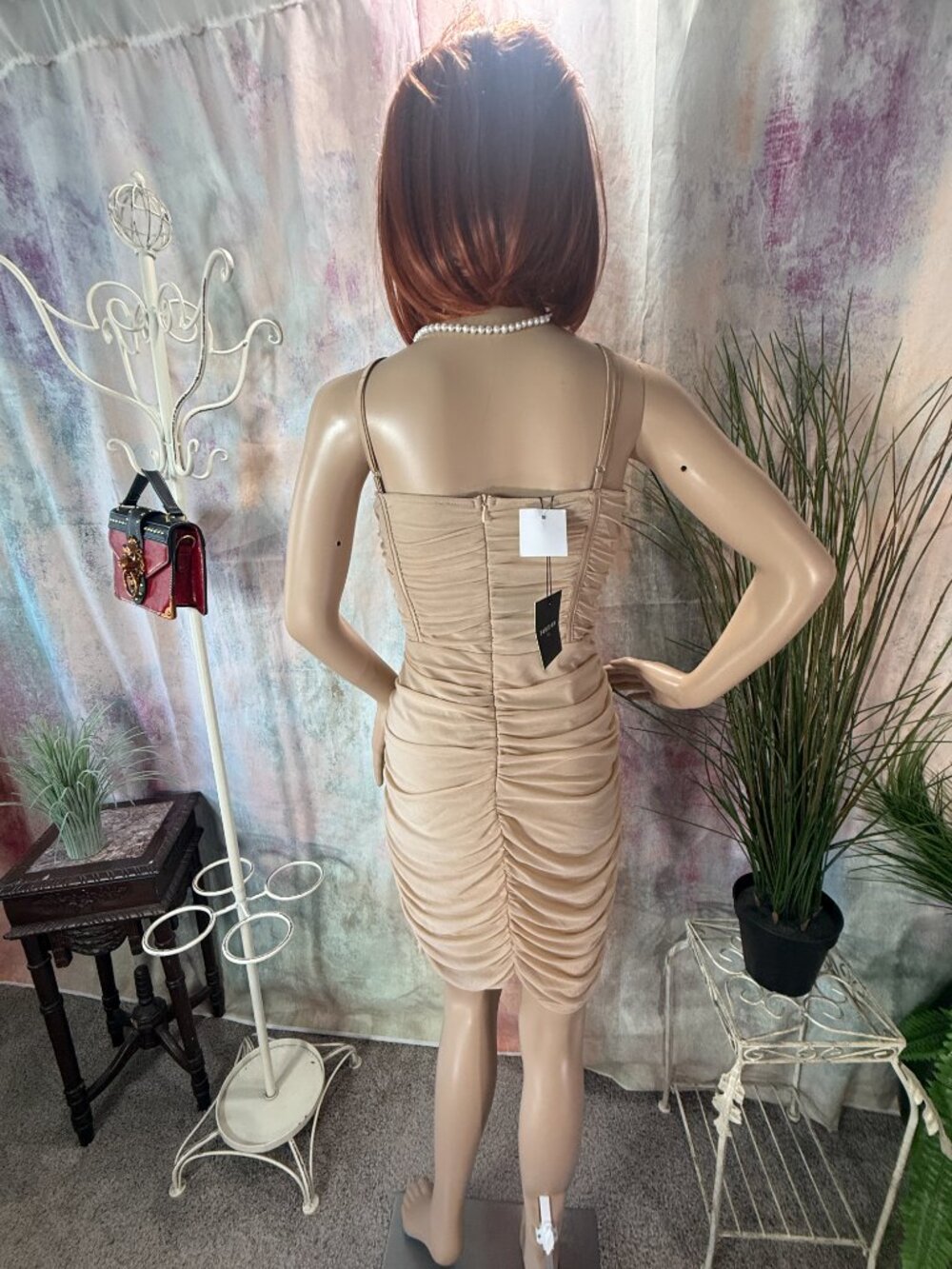 NEW📌Parisian "Take Me On A Date" Sweetheart Neckline Bodycon Dress - Picture 2 of 16